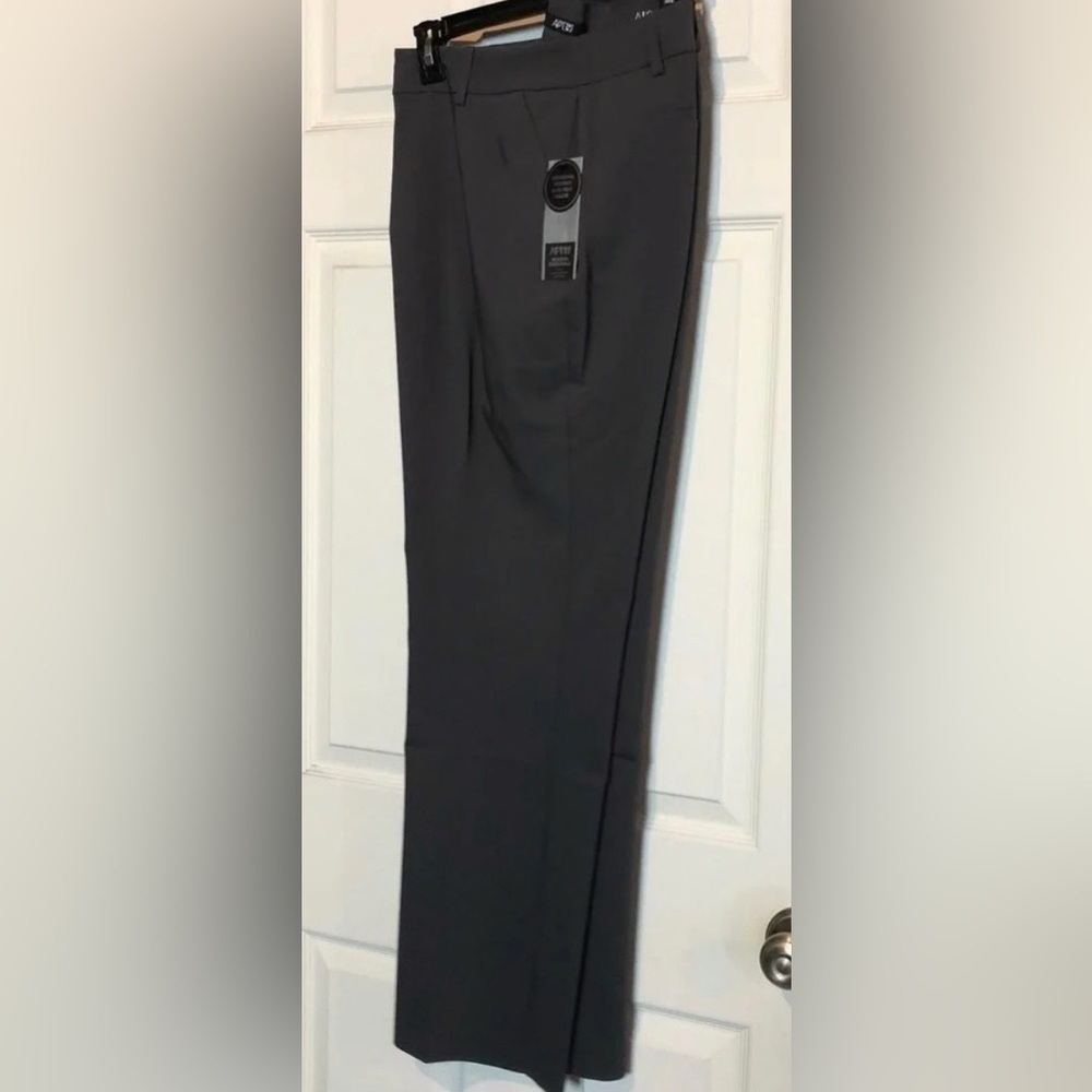 Apt 9 Women’s 16 Modern Essentials Slacks Pants Straight Mid-Rise Dark Grey NWT